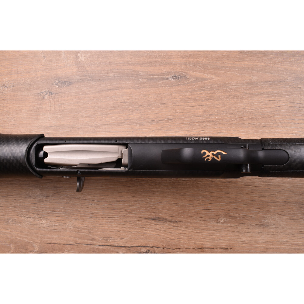 12 gauge Maxus Carbon Fibre 