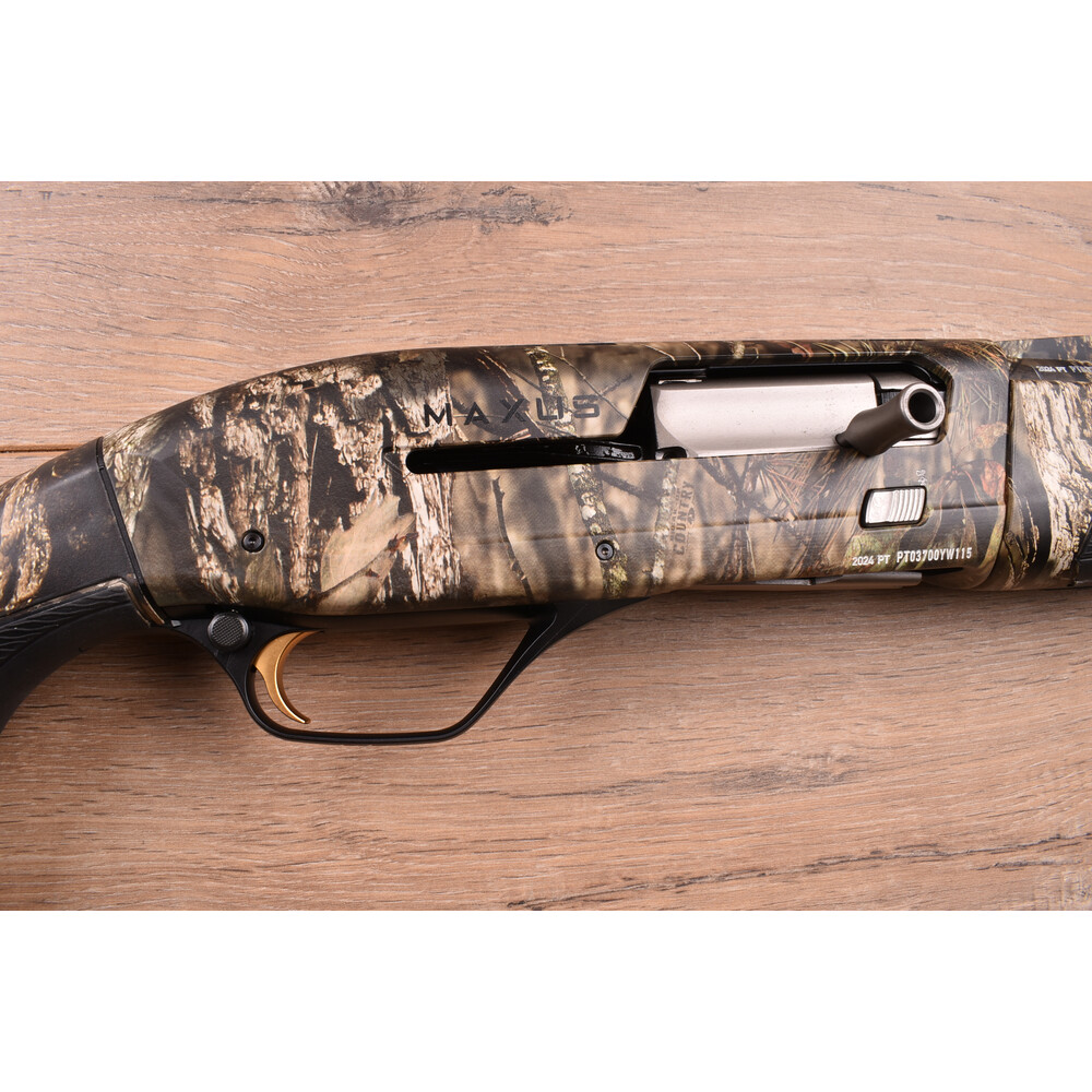 12 gauge Maxus 2 Camo MOBUC 