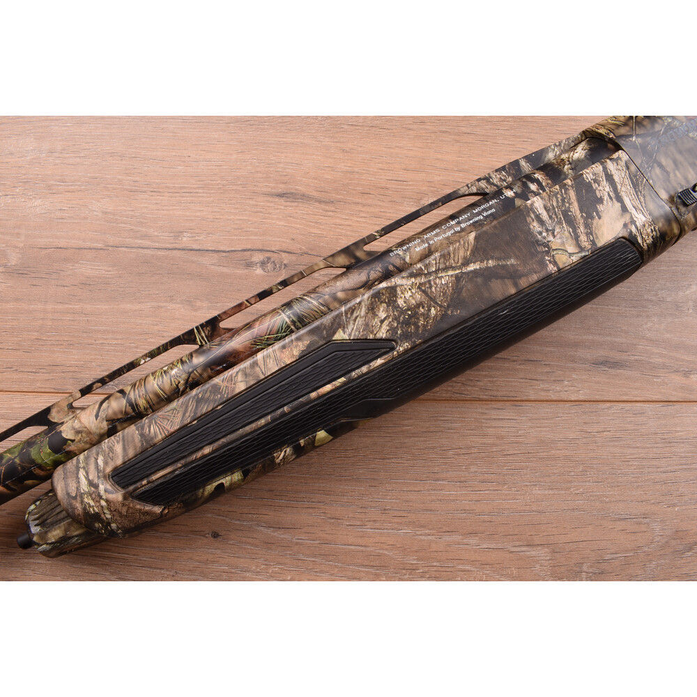 12 gauge Maxus 2 Camo MOBUC 