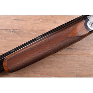 Beretta 12 gauge 682 TRAP 