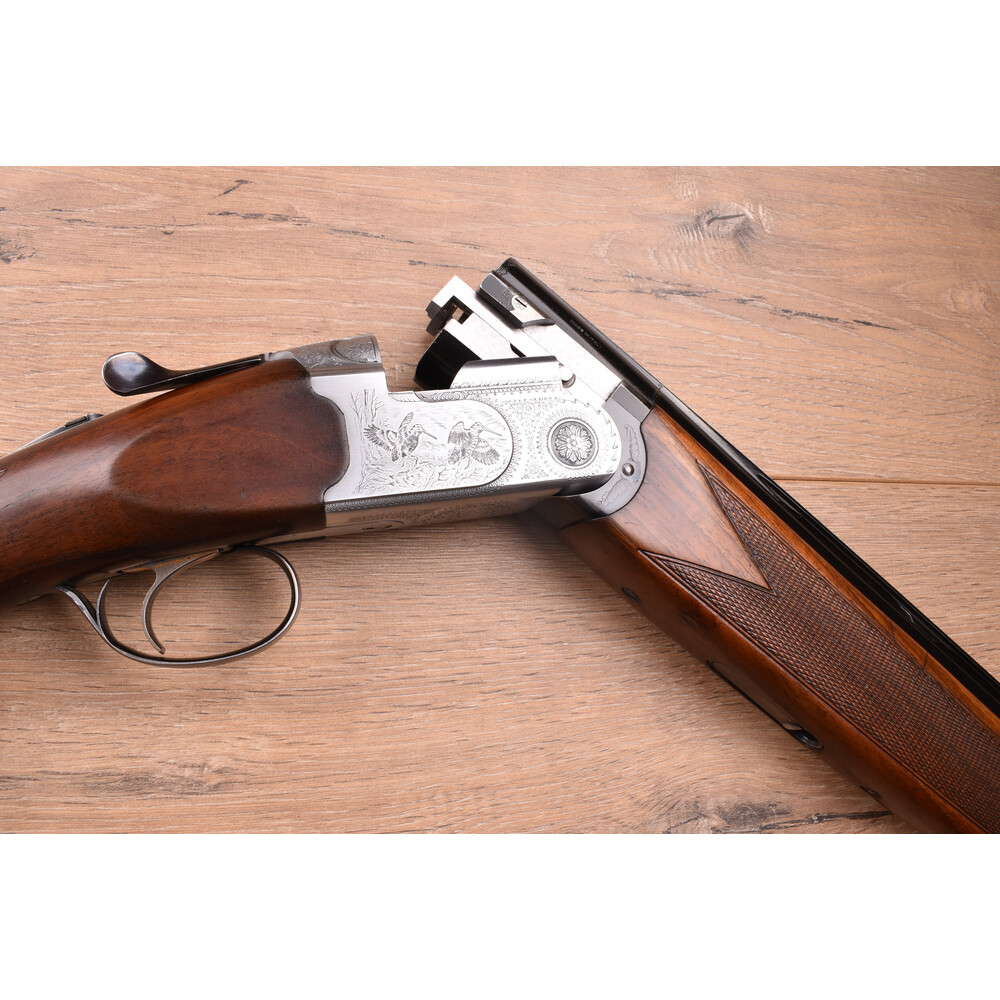 12 gauge 687 Sport 