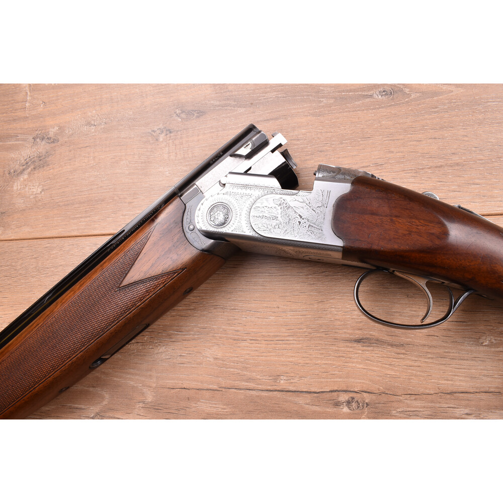 12 gauge 687 Sport 