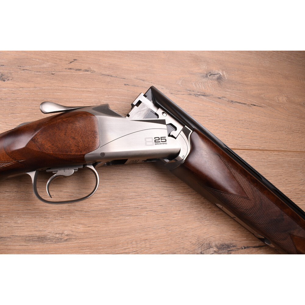 12 gauge B825 Sporter 