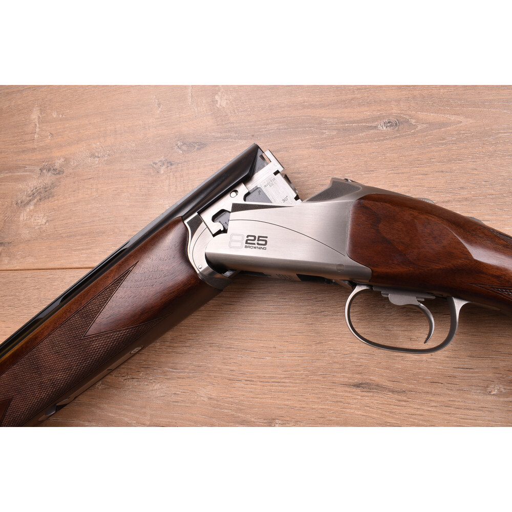 12 gauge B825 Sporter 