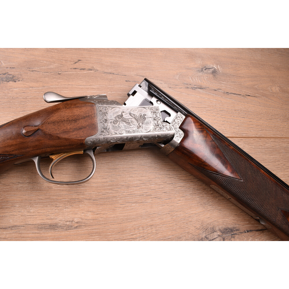 12 gauge B725 Hunter G5 