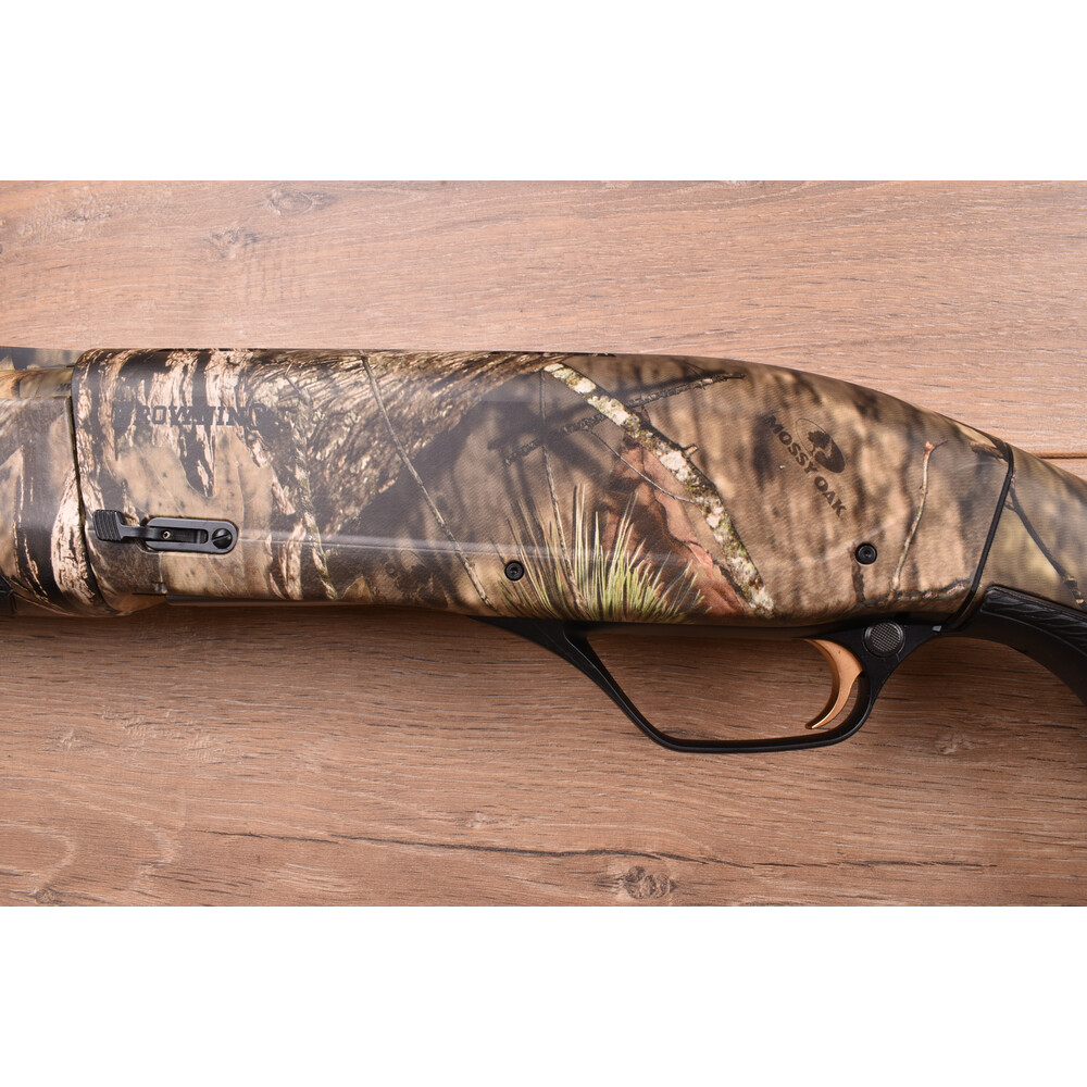 12 gauge Maxus 2 Camo MOBUC 