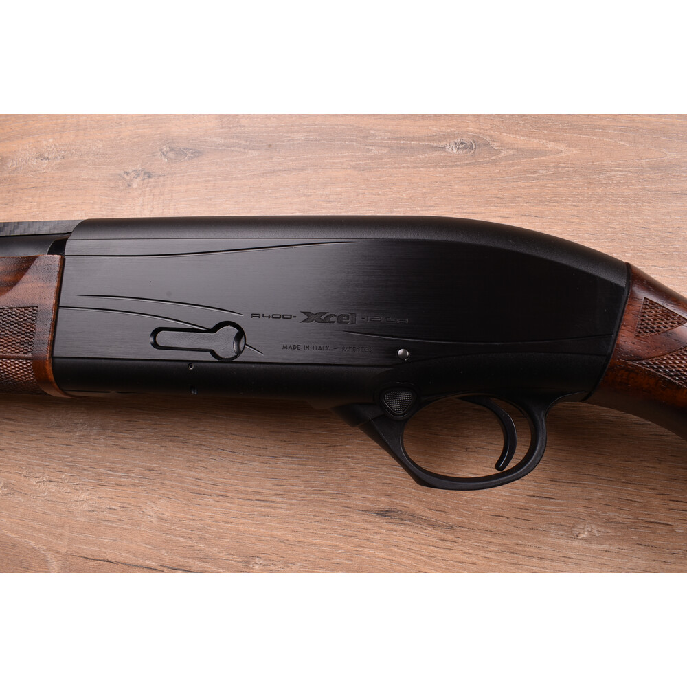 12 gauge A400 XCEL BLACK EDITION Kick Off 